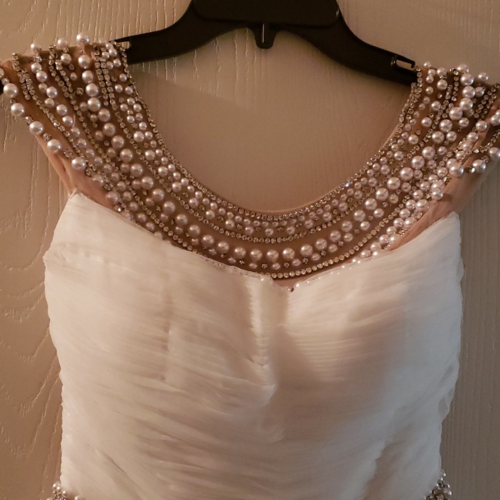 Pageant gown